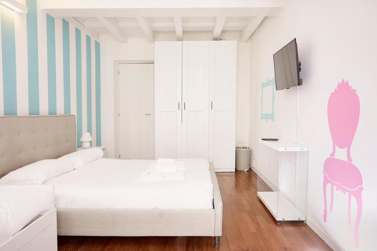 Prestige Boutique Homes - Duomo 2 Milan Luaran gambar